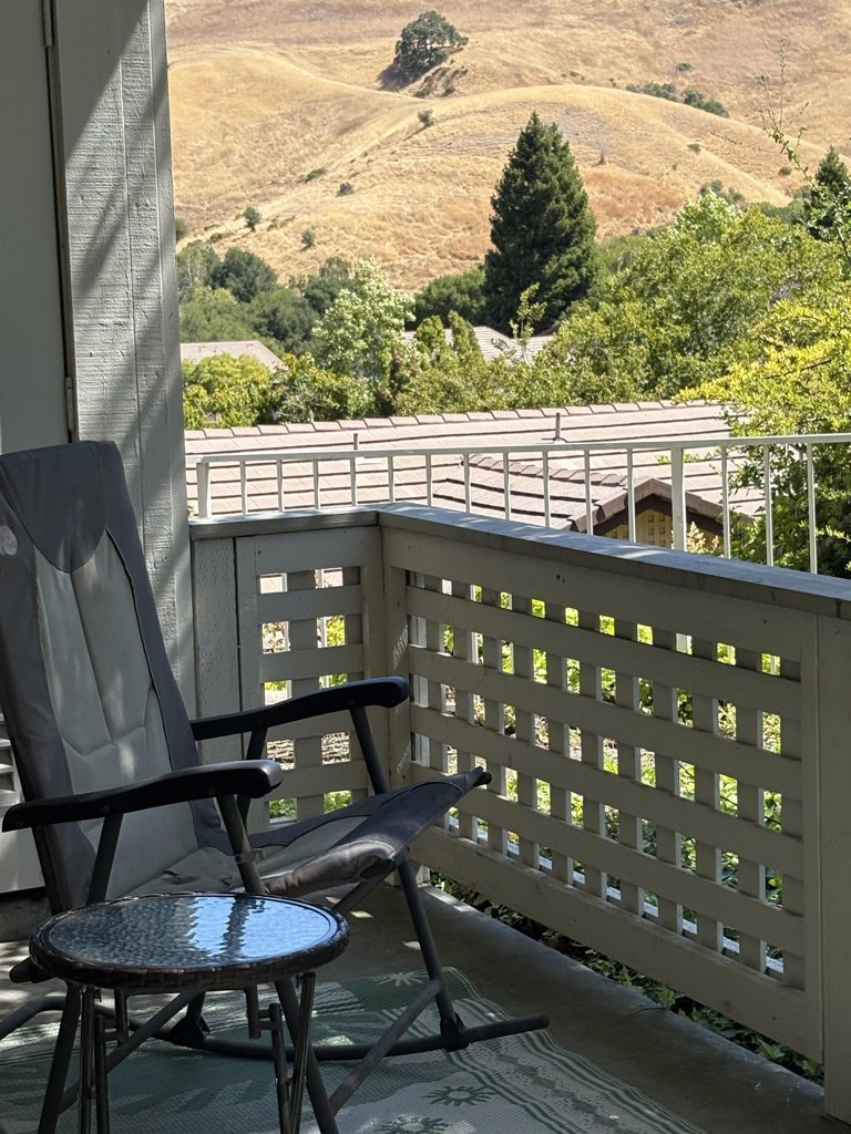 Residential for sale at 256 Napoli Court, Hercules CA featuring 3 beds and 2 baths