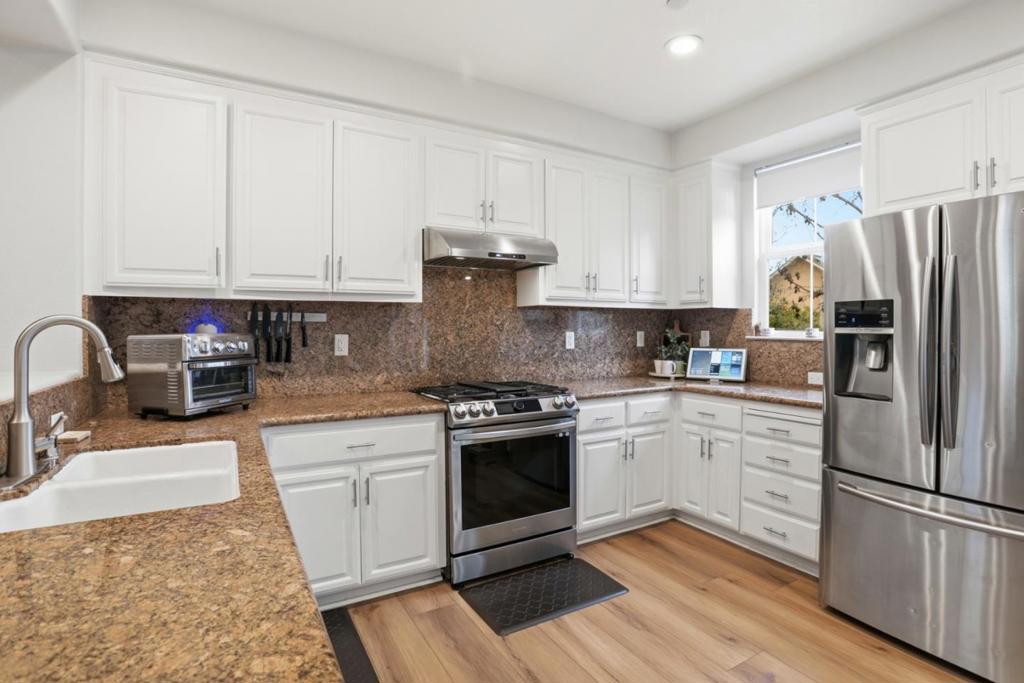 Residential for sale at 70 Towne Circle, Mountain View CA featuring 3 beds and 3 baths