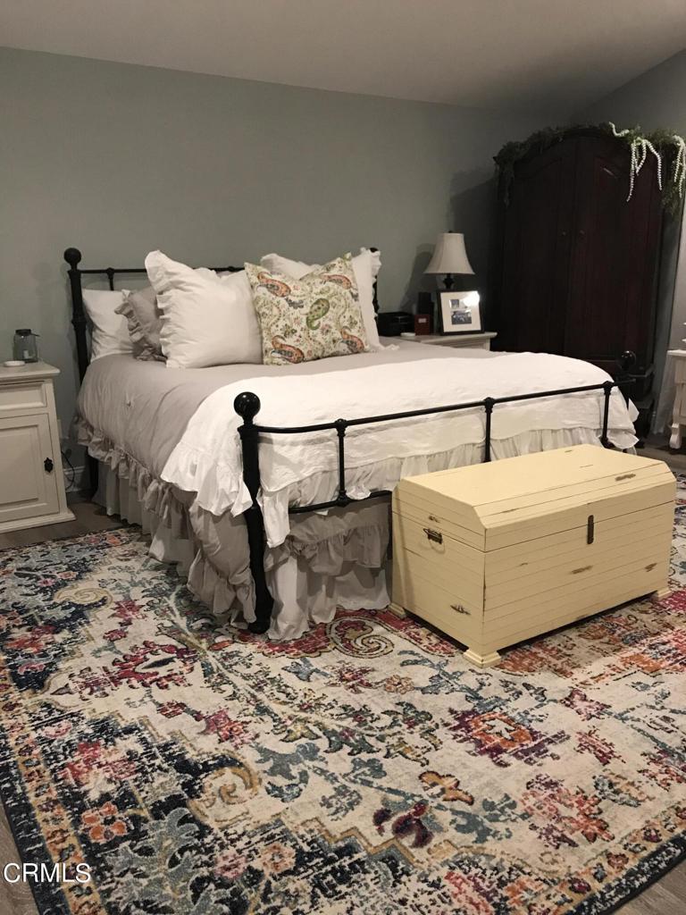 Residential Lease for rent at 838 Margarita Calle Margarita, Thousand Oaks CA featuring 4 beds and 3 baths