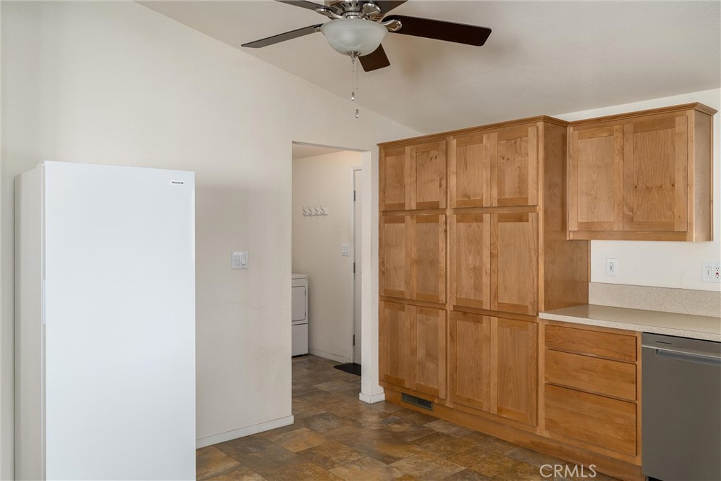 Manufactured In Park for sale at 567 East Lassen Ave 109, Chico CA featuring 2 beds and 2 baths