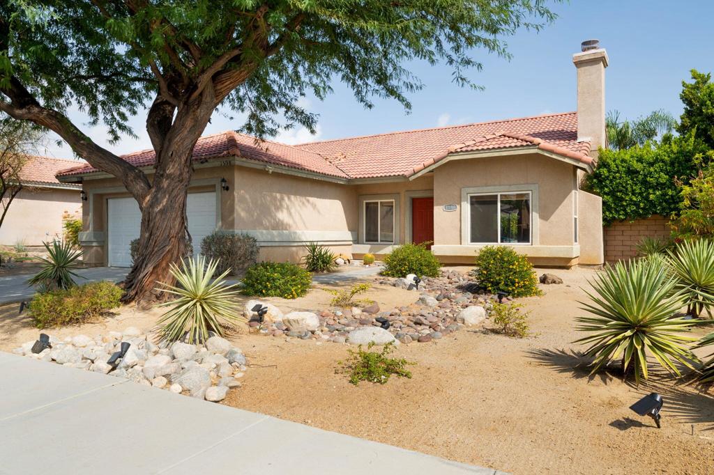 Residential for sale at 1598 Amelia Way, Palm Springs CA featuring 3 beds and 2 baths