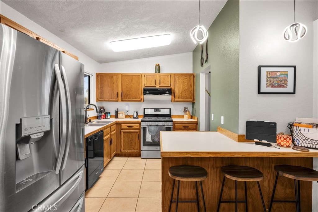 Residential for sale at 5474 Cahuilla Avenue, 29 Palms CA featuring 3 beds and 2 baths