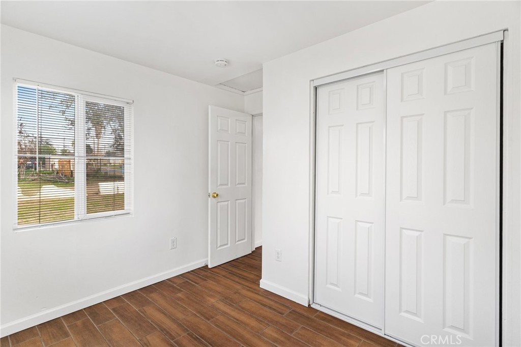 Residential for sale at 1130 Jeffrey St, Bakersfield CA featuring 2 beds and 1 bath