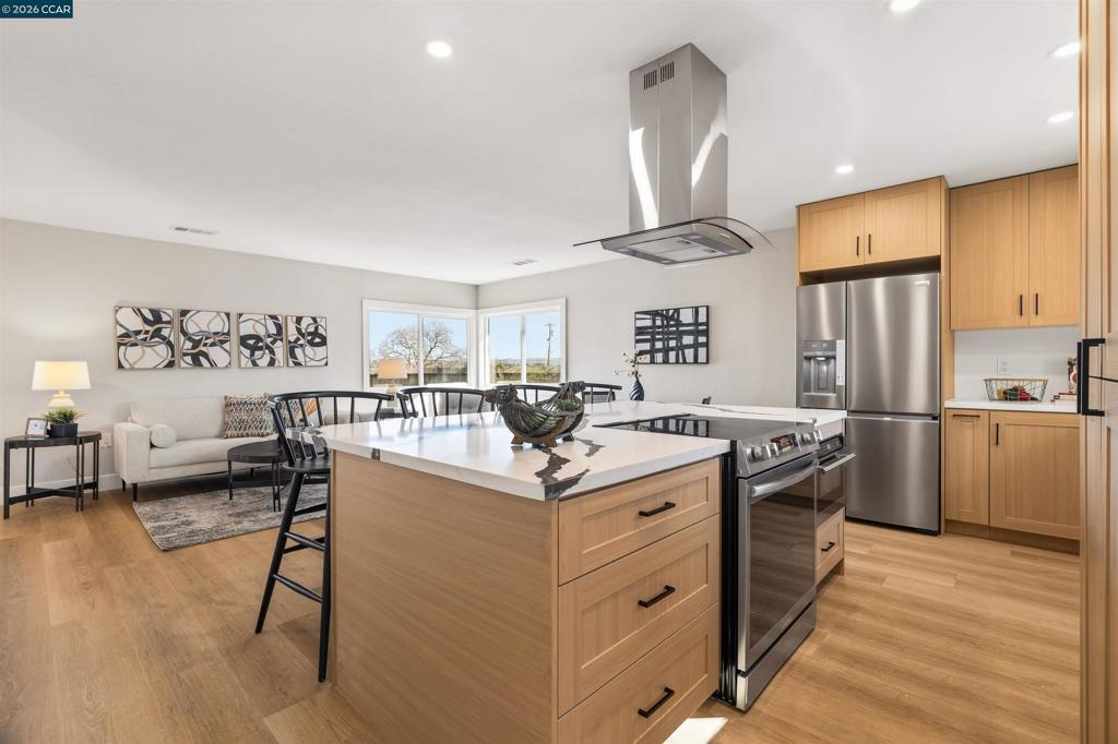 Residential for sale at 3102 Pine St, Martinez CA featuring 3 beds and 2 baths