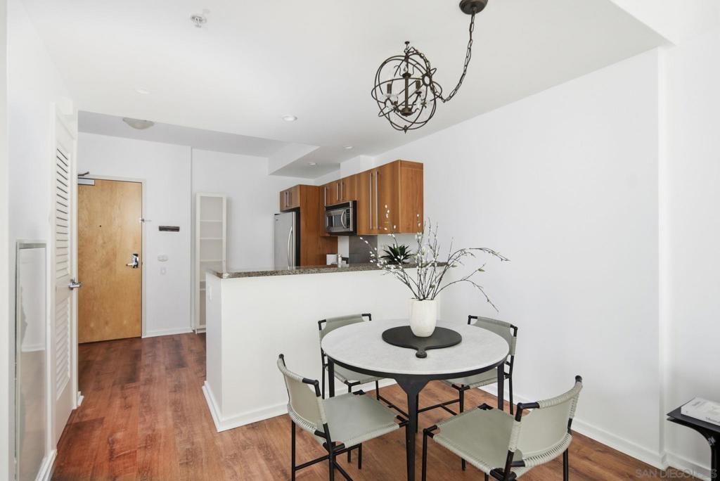 Residential for sale at 321 10th Ave 304, San Diego CA featuring 1 bed and 1 bath