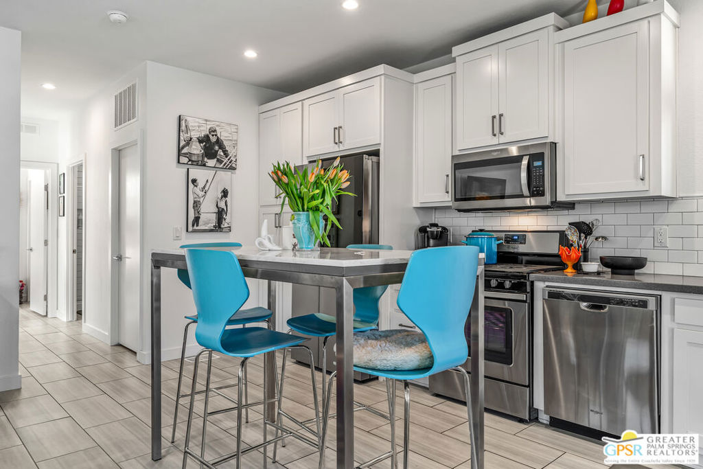 Manufactured In Park for sale at 256 Lei Drive, Palm Springs CA featuring 2 beds and 2 baths