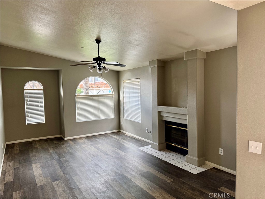 Residential for sale at 372 Via Capri, Hemet CA featuring 3 beds and 2 baths