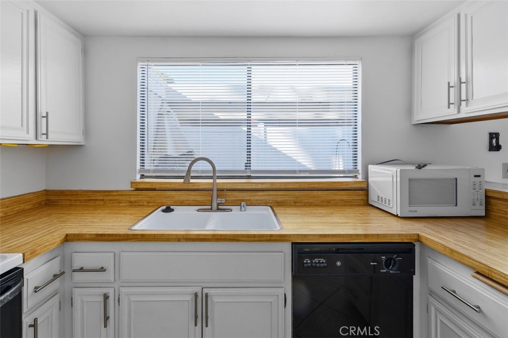 Residential for sale at 69707 Campana Court, Rancho Mirage CA featuring 3 beds and 2 baths