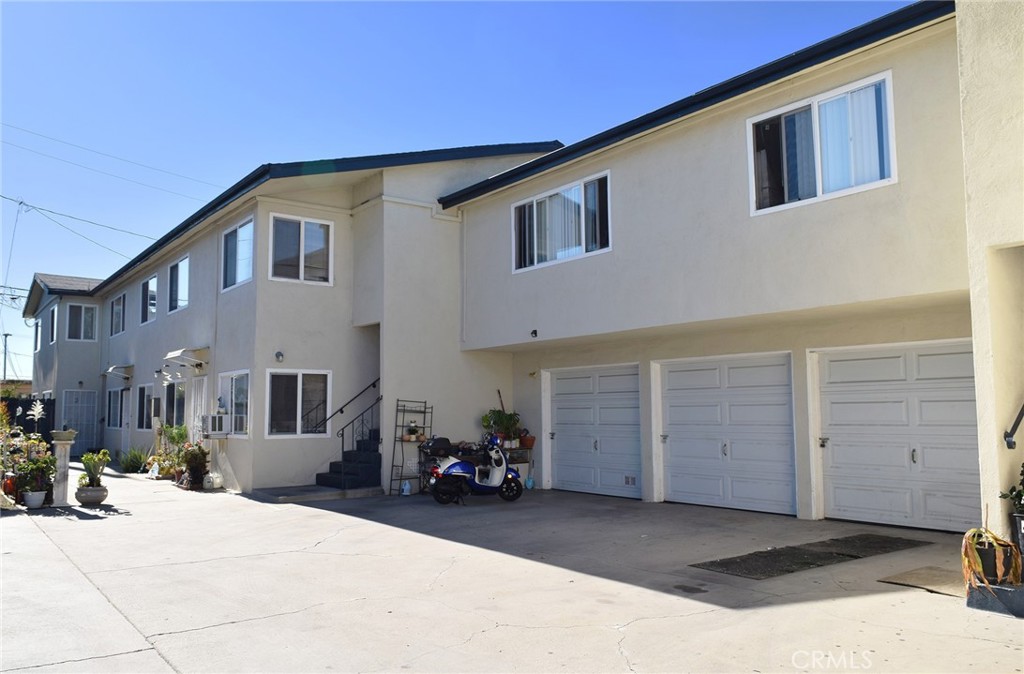 Apartment for sale at 46 E Plymouth, Long Beach, CA
