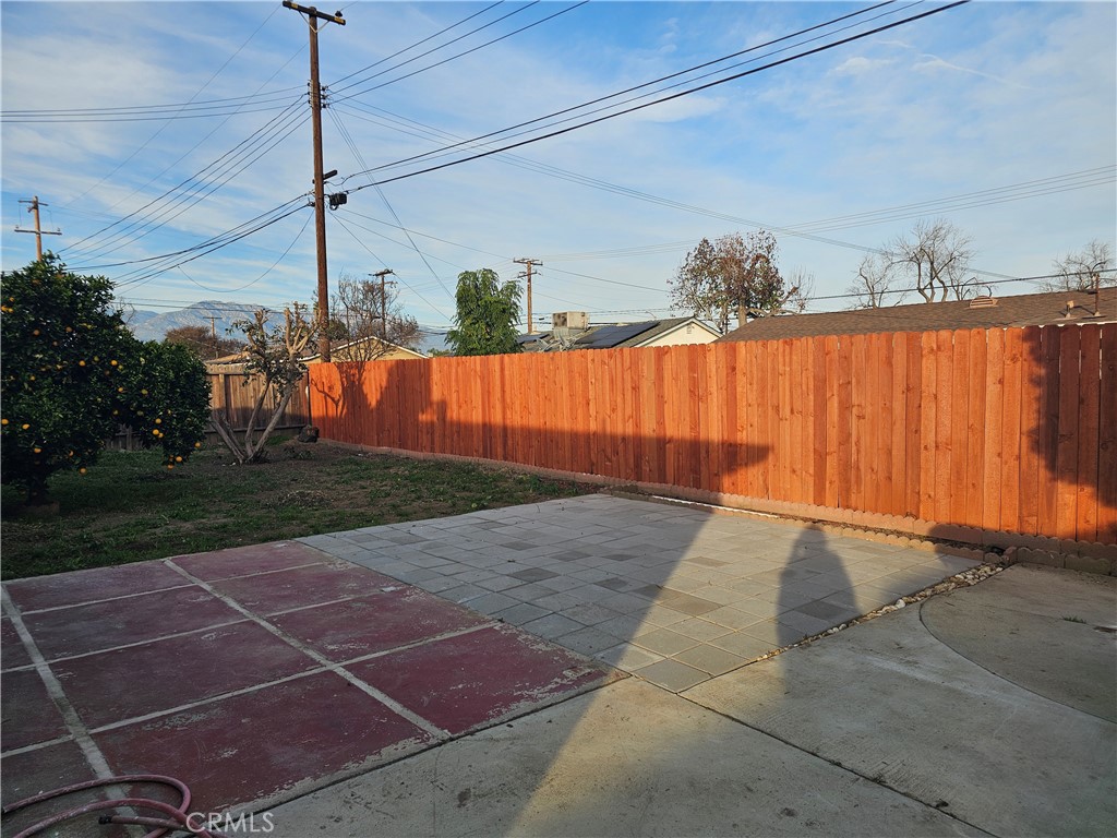 Residential Lease for rent at 12639 Thomas Pl, Chino CA featuring 3 beds and 2 baths