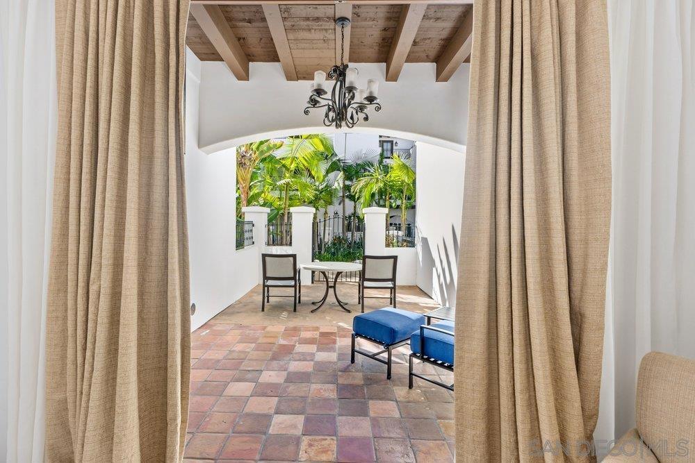 Residential for sale at 7319 Estrella De Mar Rd 10, Carlsbad CA featuring 2 beds and 3 baths