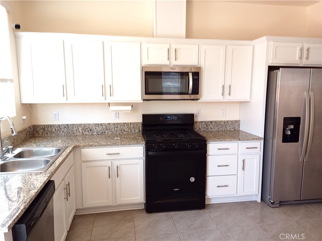 Residential for sale at 4244 Rutherford Avenue, Merced CA featuring 3 beds and 3 baths