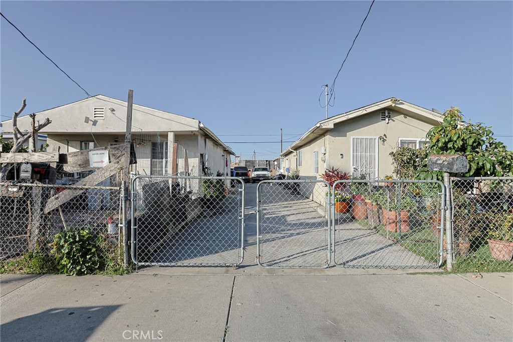 Residential Income for sale at 1831 W 3rd, Santa Ana CA