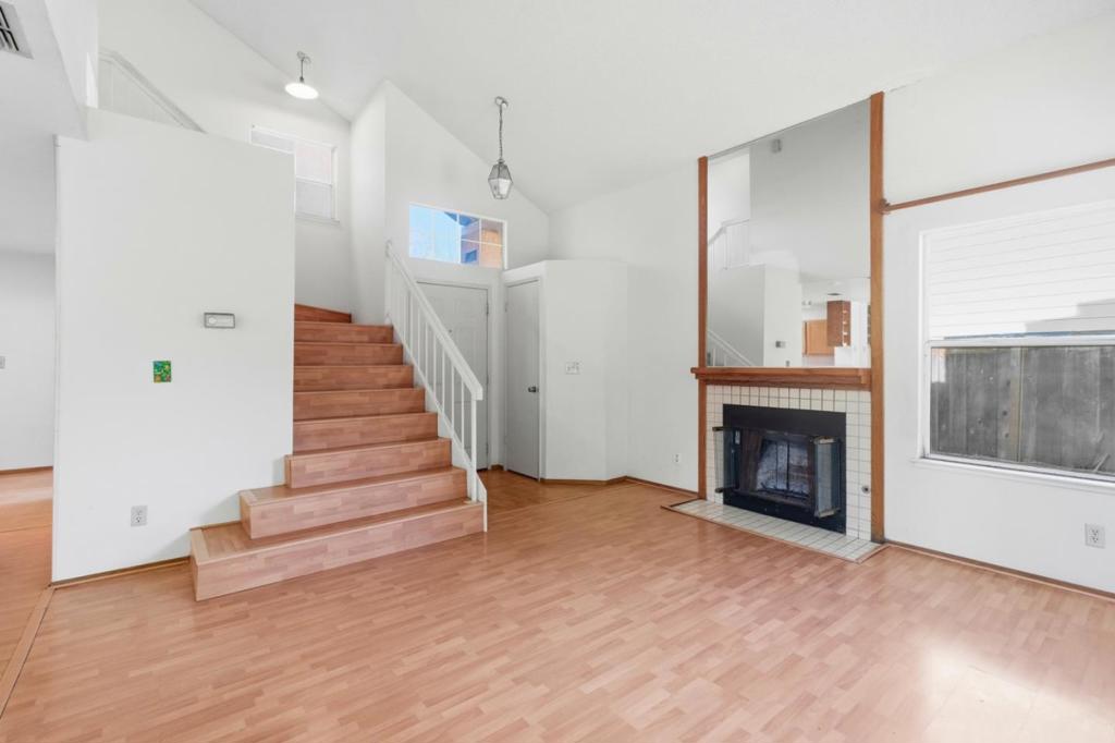 Residential for sale at 873 Knights Circle, Vallejo CA featuring 3 beds and 3 baths