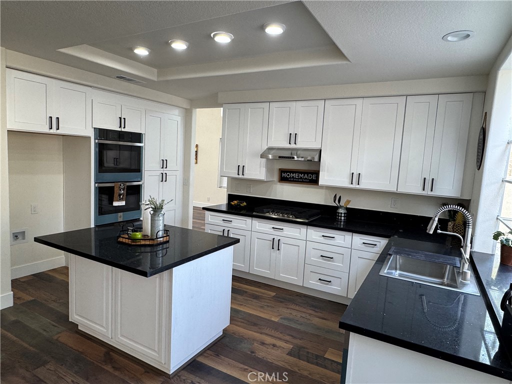 Residential for sale at 39198 Calistoga, Murrieta CA featuring 4 beds and 3 baths