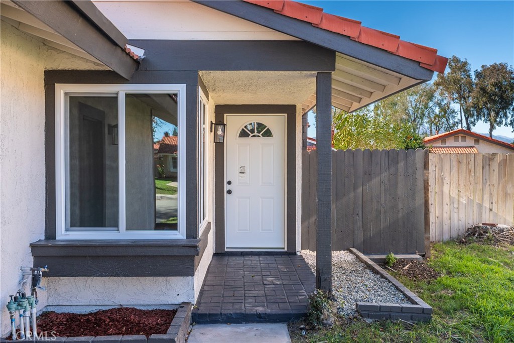 Residential for sale at 807 Santa Fe Lane, Colton CA featuring 3 beds and 2 baths