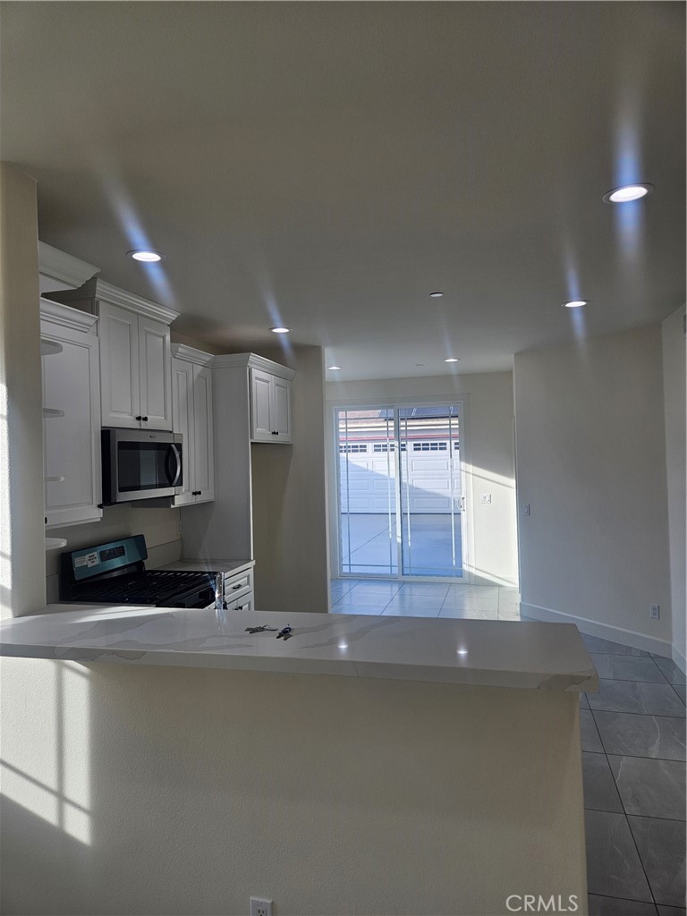 Residential Lease for rent at 5151 Peony Ct, Riverside, Riverside County CA featuring 4 beds and 3 baths