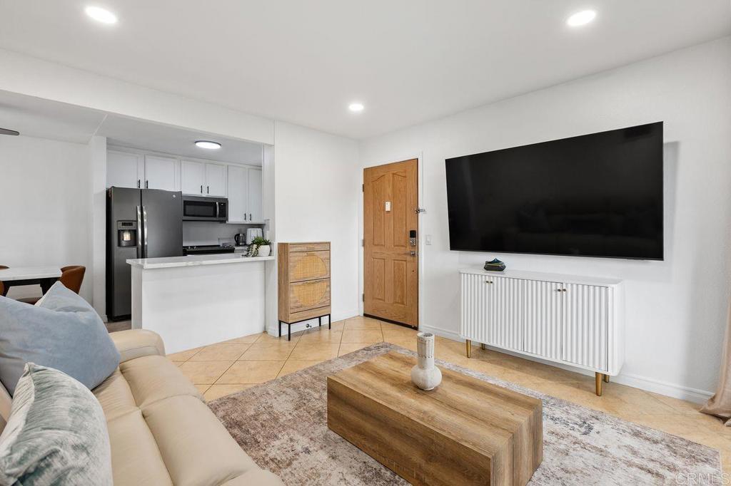 Residential for sale at 830 W Lincoln Avenue 171, Escondido CA featuring 2 beds and 1 bath