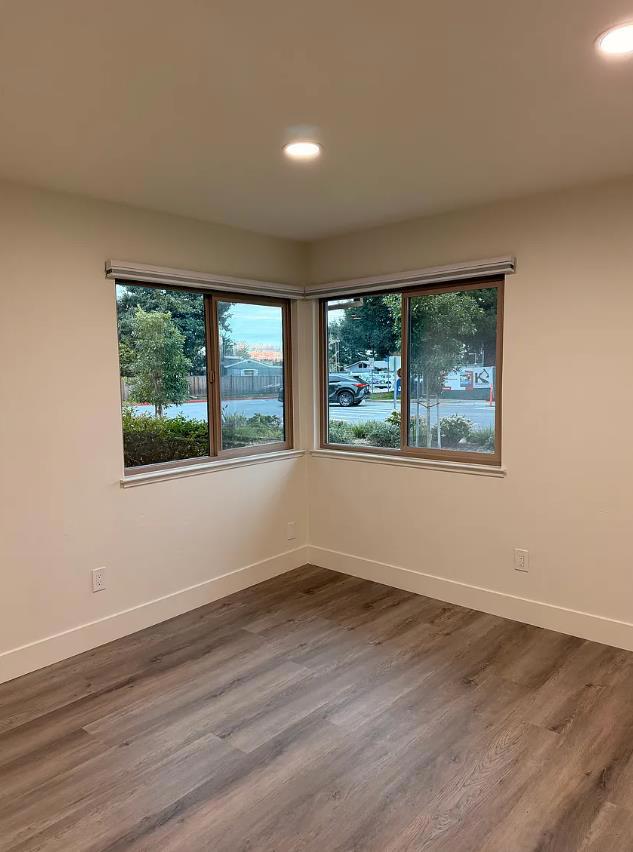 Residential Lease for rent at 1355 45th Avenue 3, Capitola CA featuring 2 beds and 1 bath