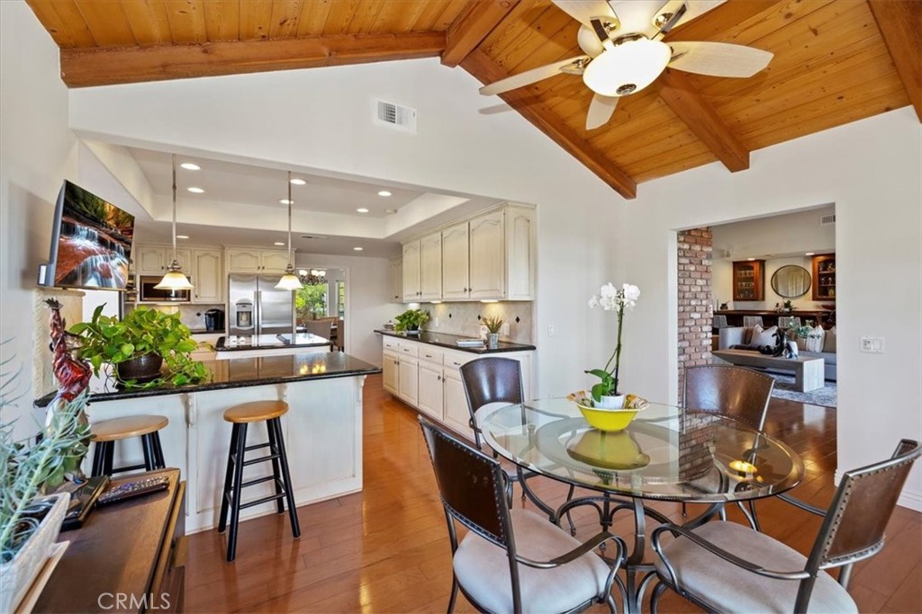 Residential for sale at 40951 Parado Del Sol, Temecula CA featuring 3 beds and 4 baths