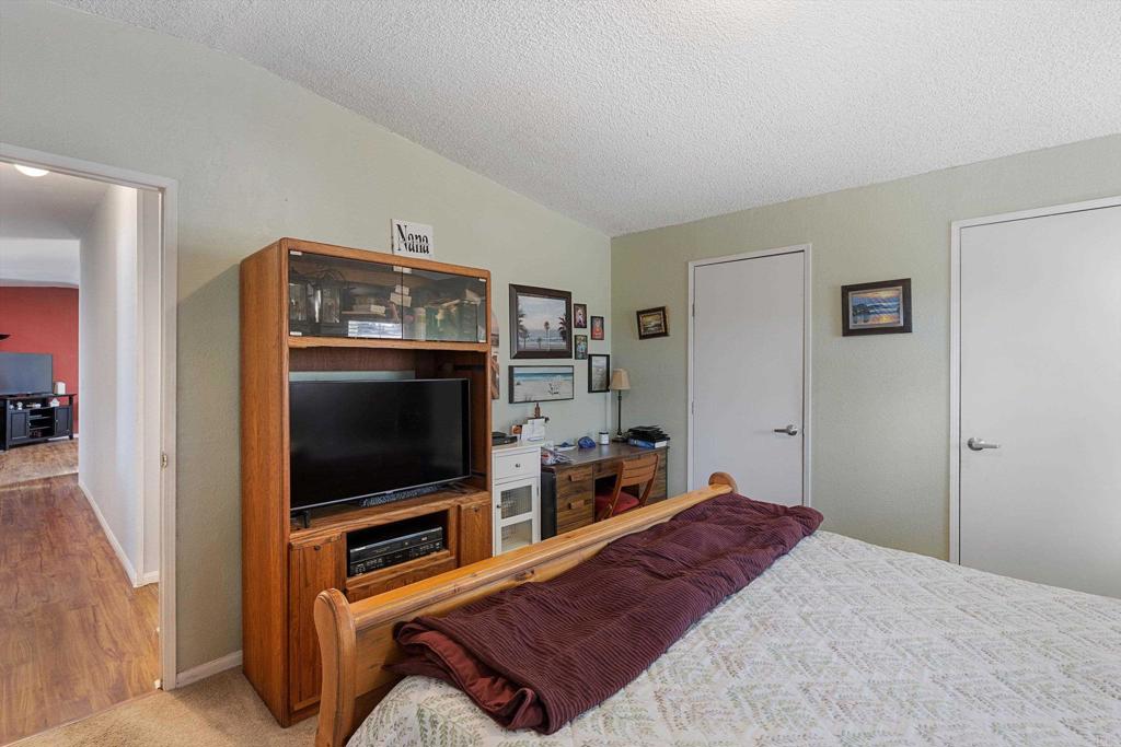 Manufactured In Park for sale at 1333 E Olive Avenue 60, Vista CA featuring 2 beds and 2 baths