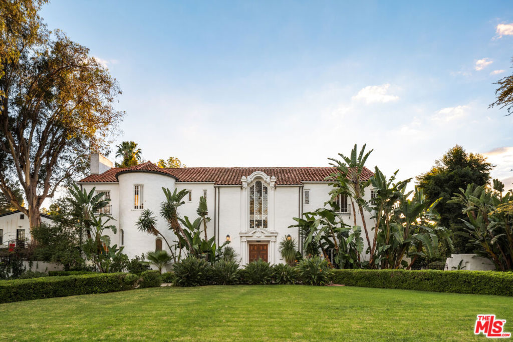 Residential for sale at 1003 Benedict Canyon Drive, Beverly Hills CA featuring 6 beds and 5 baths