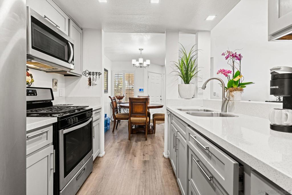 Residential for sale at 2085 Lakeridge Cir 203, Chula Vista CA featuring 2 beds and 2 baths