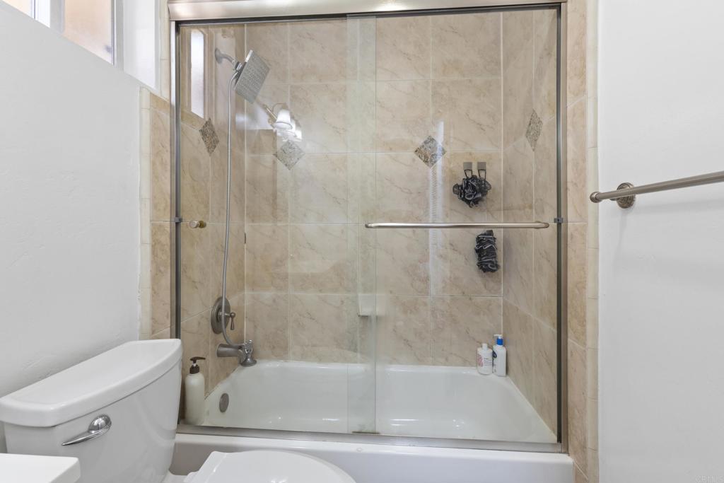 Residential for sale at 5510 Adelaide Avenue 1, San Diego CA featuring 1 bed and 1 bath