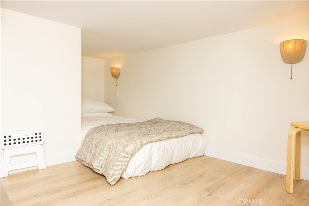 Residential Lease for rent at 160 Avenida Florencia C, San Clemente CA and 1 bath