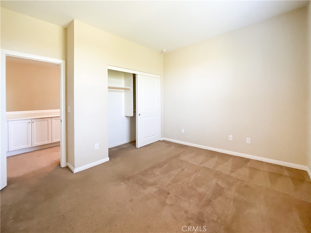 Residential Lease for rent at 131 Thornhurst, Irvine CA featuring 3 beds and 3 baths