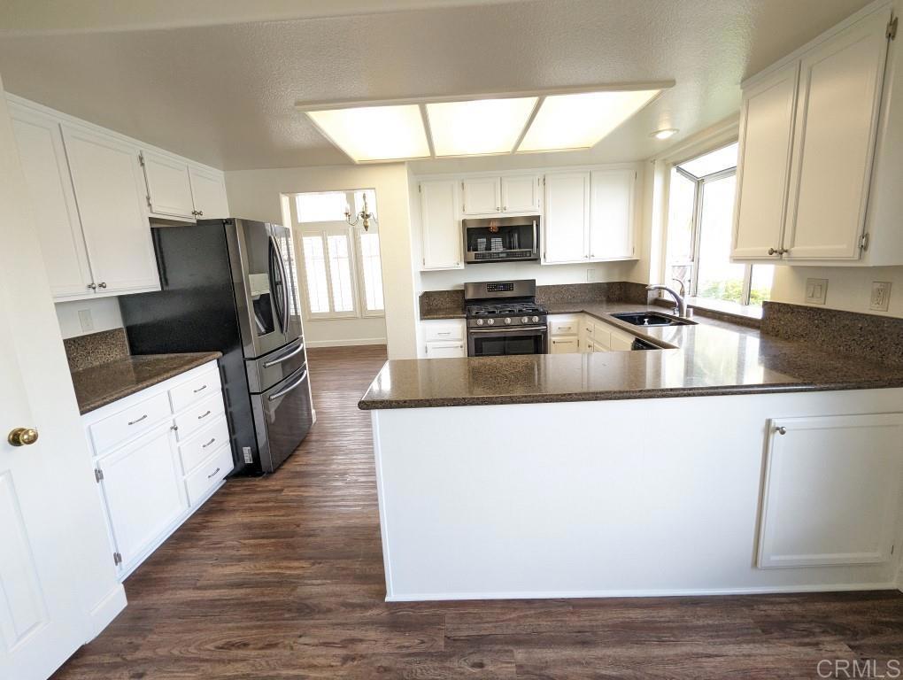 Residential Lease for rent at 649 Montage Road, Oceanside CA featuring 4 beds and 3 baths