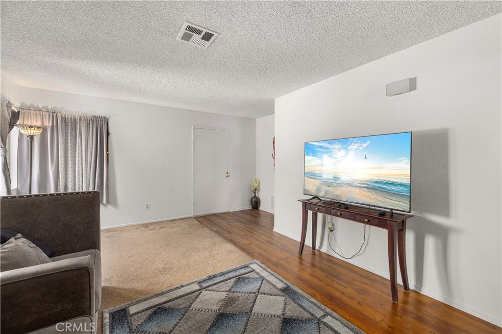 Residential for sale at 38511 Carolside, Palmdale CA featuring 3 beds and 2 baths