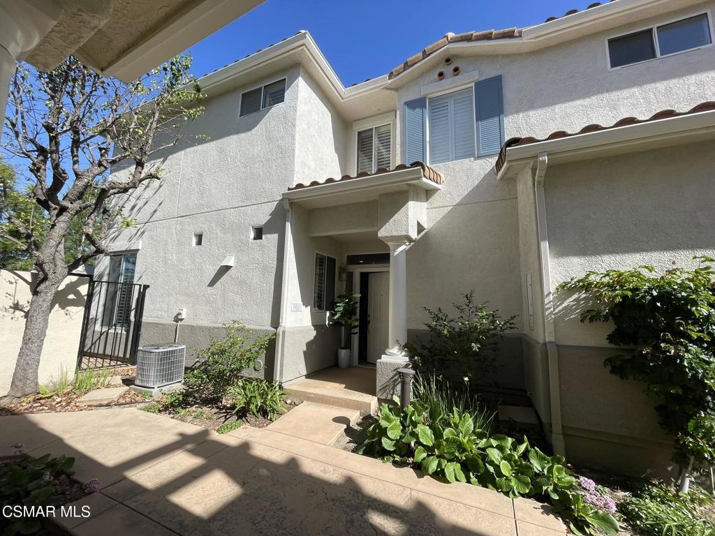 Residential for sale at 11841 Barletta Place, Moorpark CA featuring 2 beds and 3 baths