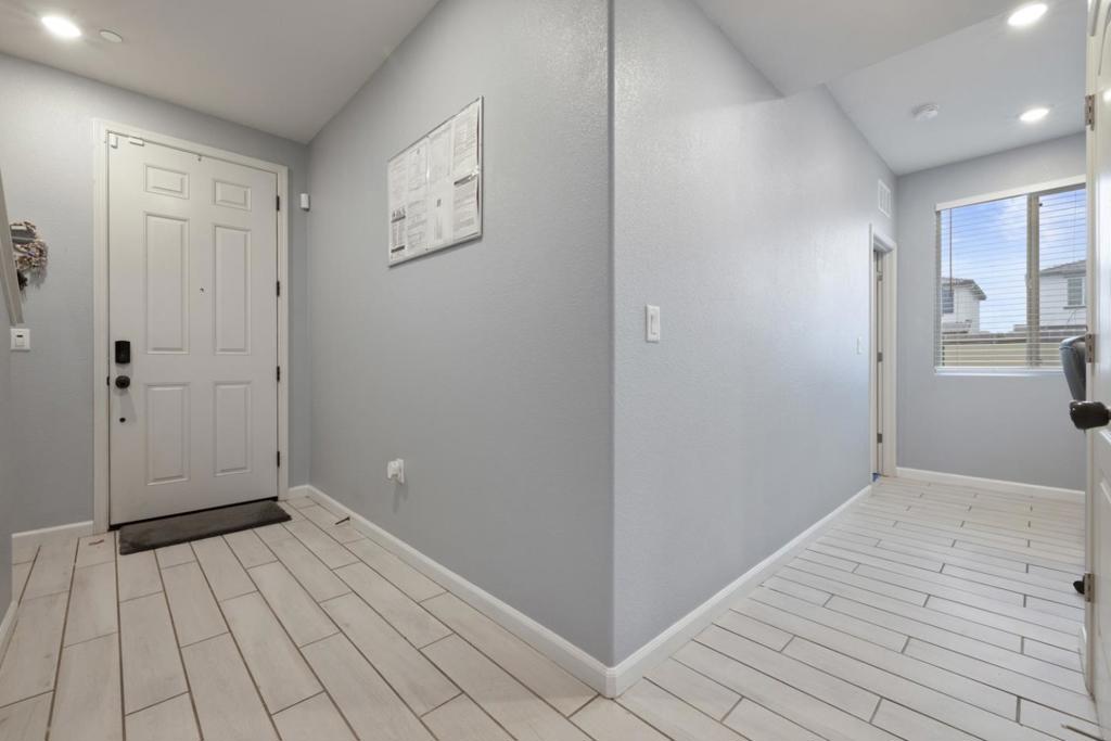 Residential for sale at 2075 Martin Street, Los Banos CA featuring 5 beds and 3 baths