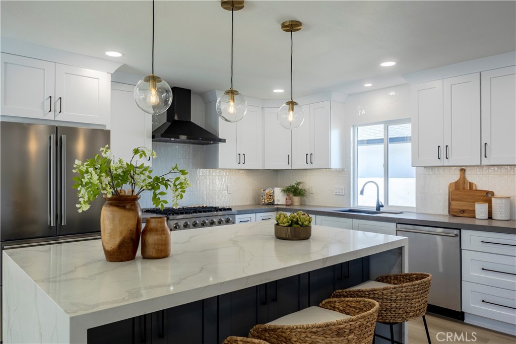 Residential Lease for rent at 15271 Yorkshire, Huntington Beach CA featuring 3 beds and 2 baths