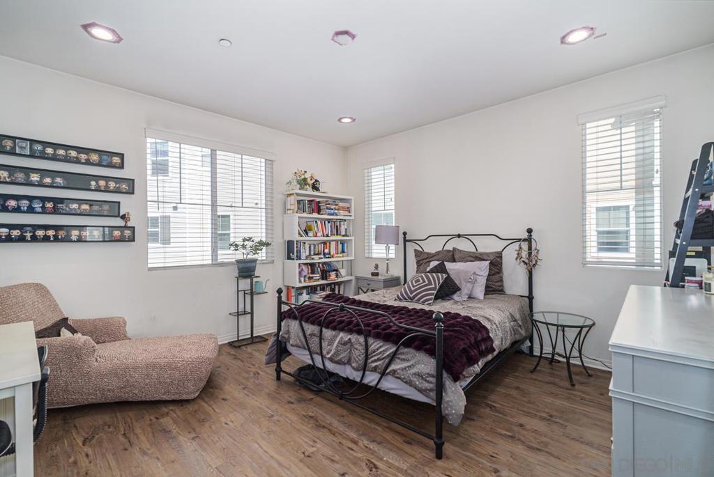 Residential Lease for rent at 512 Heron Ln, Imperial Beach CA featuring 3 beds and 3 baths