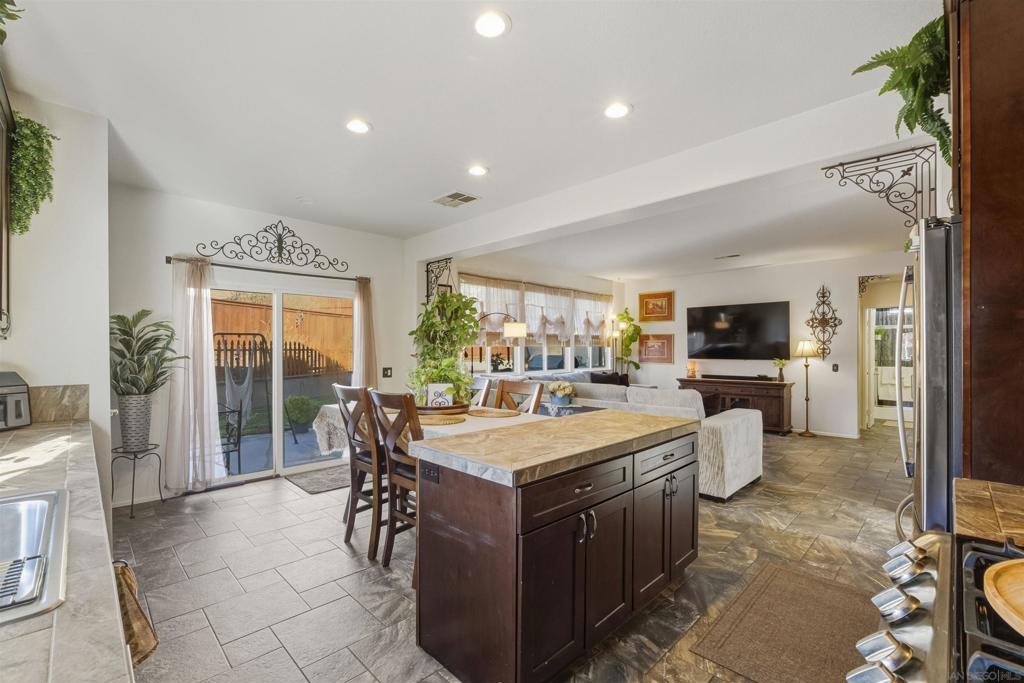 Residential for sale at 36635 Ponderosa Ct, Murrieta CA featuring 5 beds and 3 baths