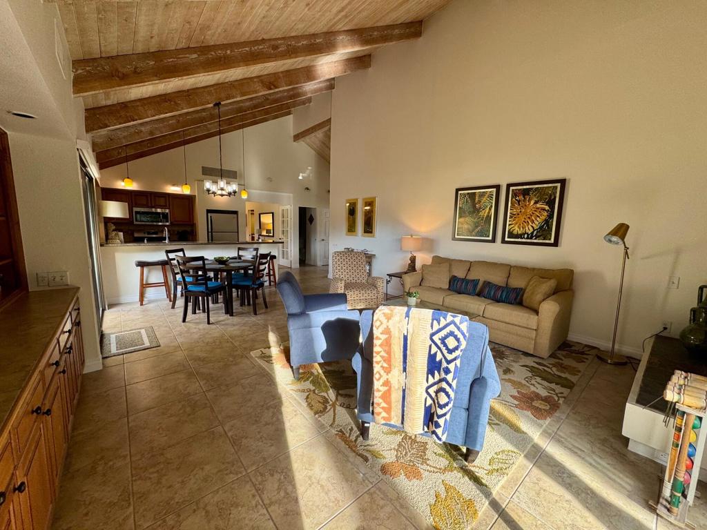 Residential Lease for rent at 310 Forest Hills Drive, Rancho Mirage CA featuring 1 bed and 2 baths