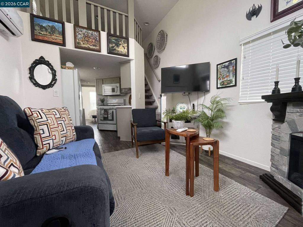 Manufactured In Park for sale at 16711 Marsh Creek Rd, Clayton CA featuring 1 bed and 1 bath