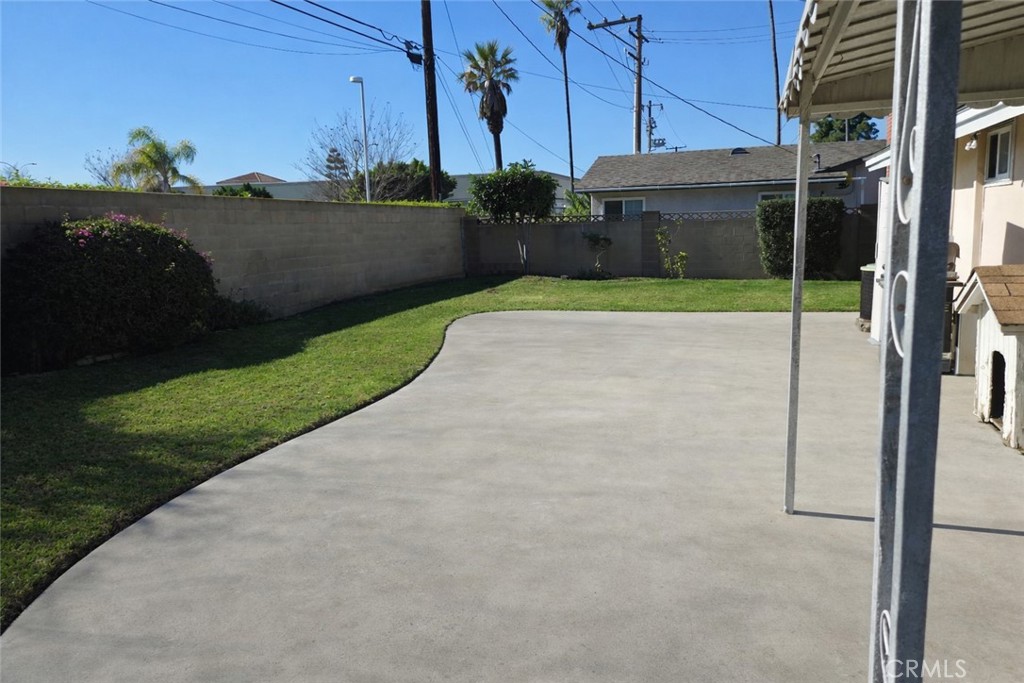 Residential for sale at 6022 Santa Barbara, Garden Grove CA featuring 3 beds and 2 baths