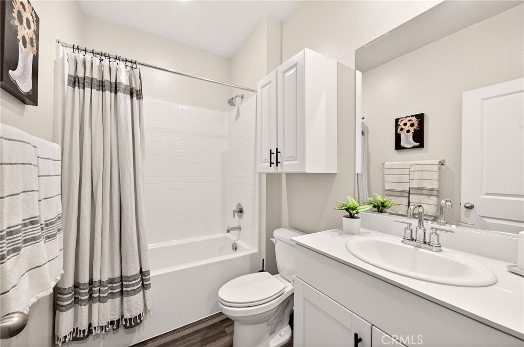 Residential for sale at 27049 Maltese, Menifee CA featuring 5 beds and 3 baths