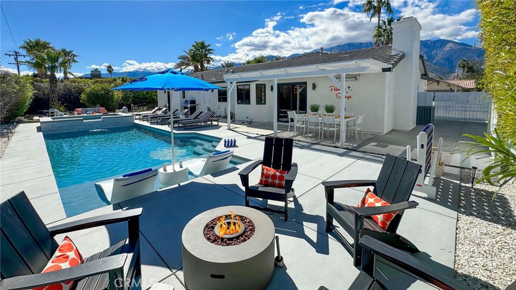 Residential Lease for rent at 2004 Nicola E, Palm Springs CA featuring 4 beds and 2 baths