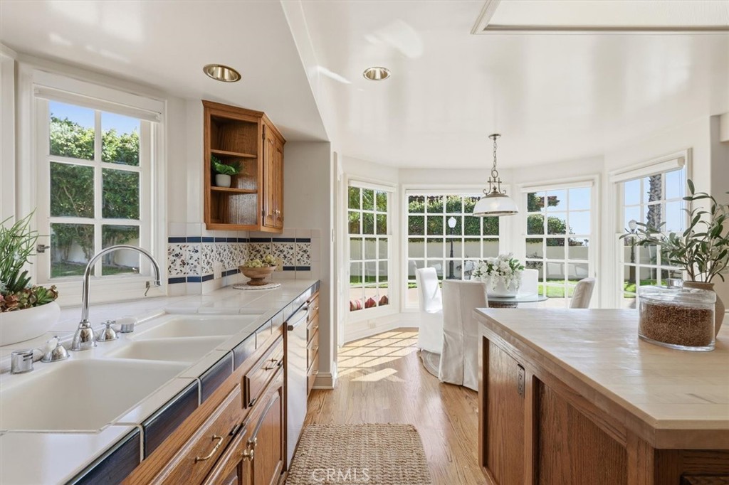 Residential for sale at 6977 Alta Vista, Rancho Palos Verdes CA featuring 5 beds and 3 baths