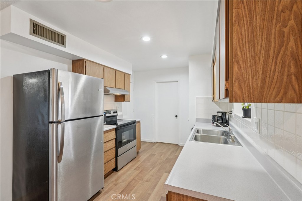 Residential for sale at 28731 Portsmouth Drive, Menifee CA featuring 2 beds and 2 baths