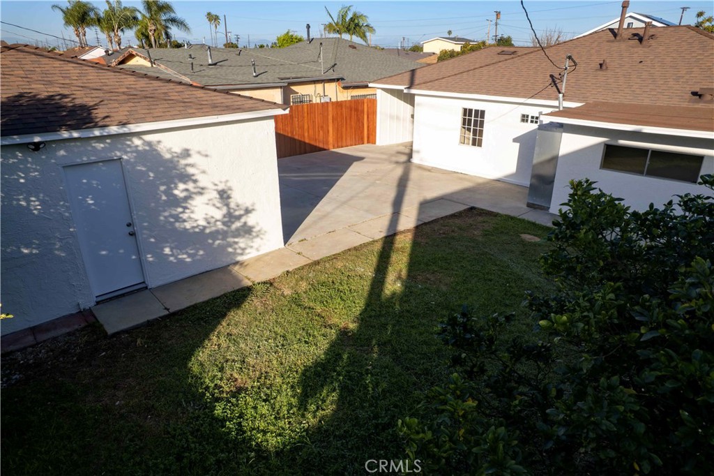 Residential for sale at 22709 Ravenna, Carson CA featuring 3 beds and 1 bath