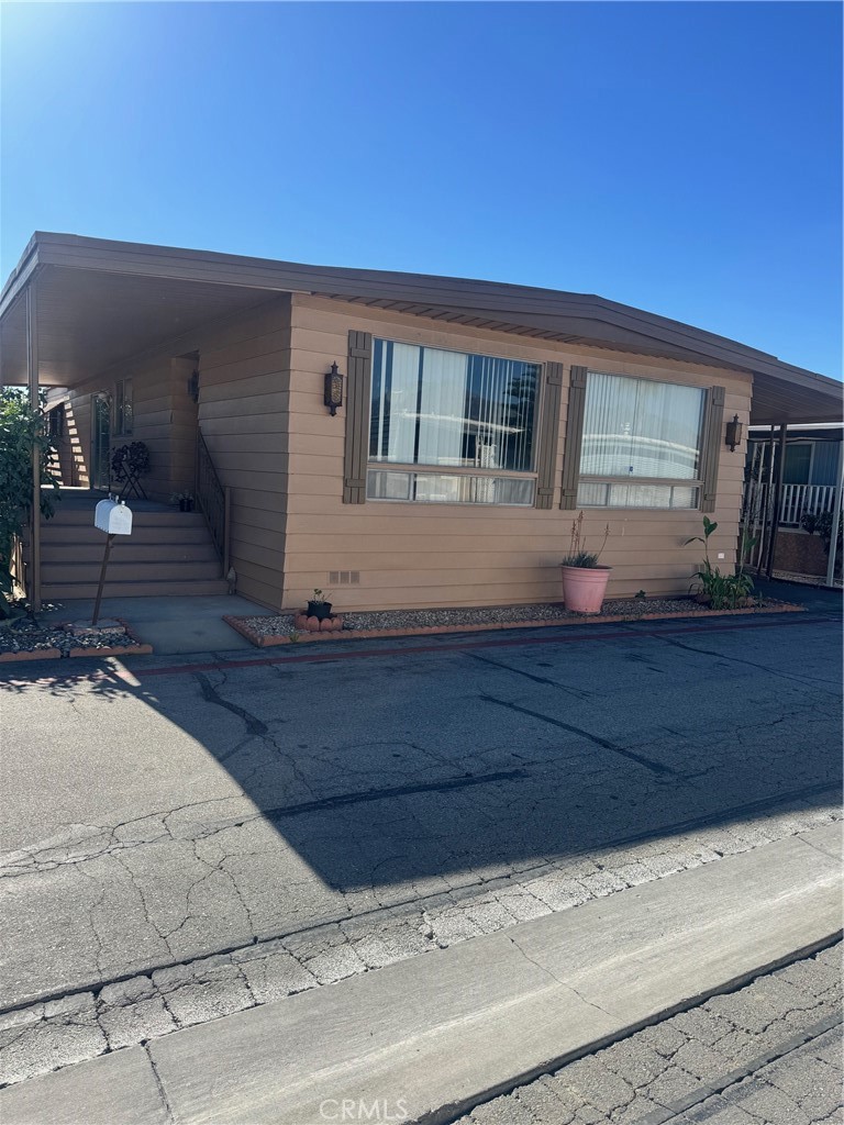 Manufactured In Park for sale at 4800 Daleview 85, El Monte CA featuring 2 beds and 2 baths