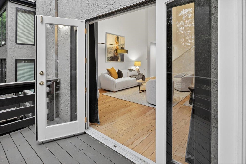 Residential for sale at 97 Clarewood Ln, Oakland CA featuring 3 beds and 3 baths