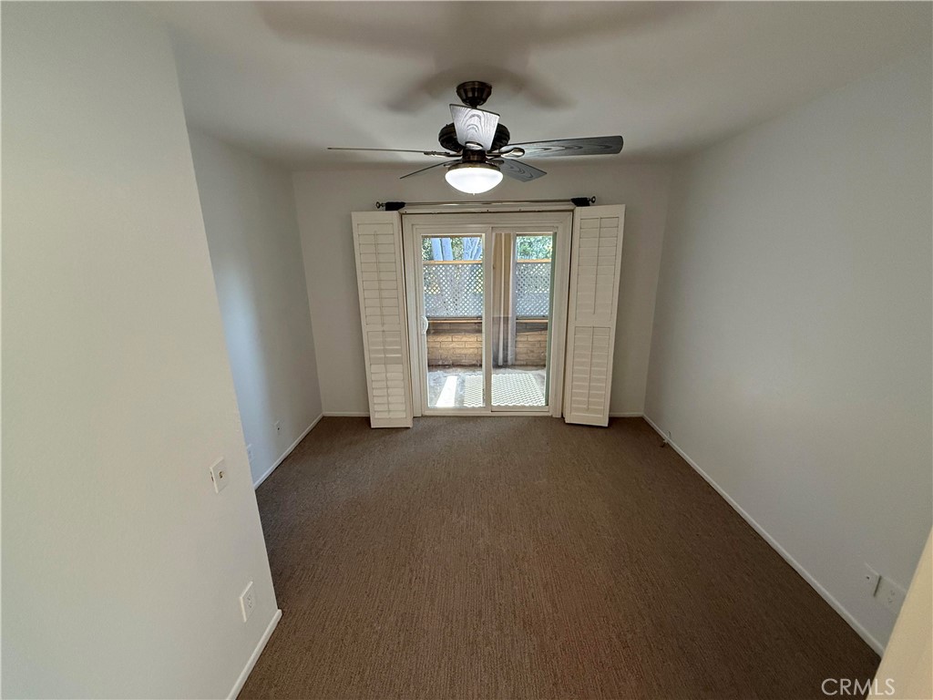 Residential Lease for rent at 23978 Calle Alonso, Mission Viejo CA featuring 2 beds and 2 baths