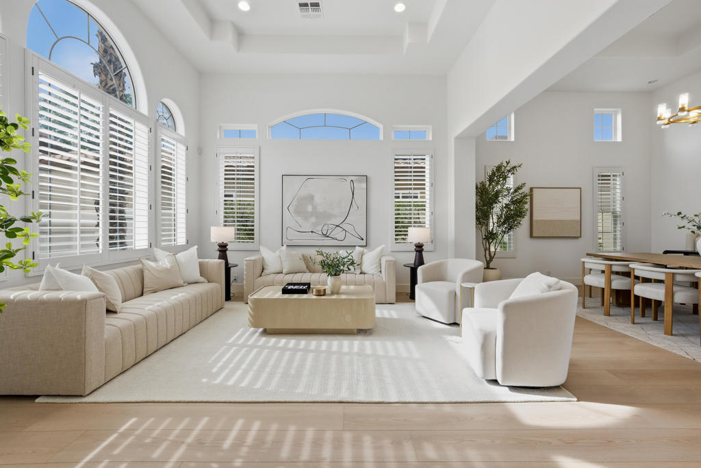 Residential for sale at 48650 Vista Estrella, La Quinta CA featuring 4 beds and 5 baths