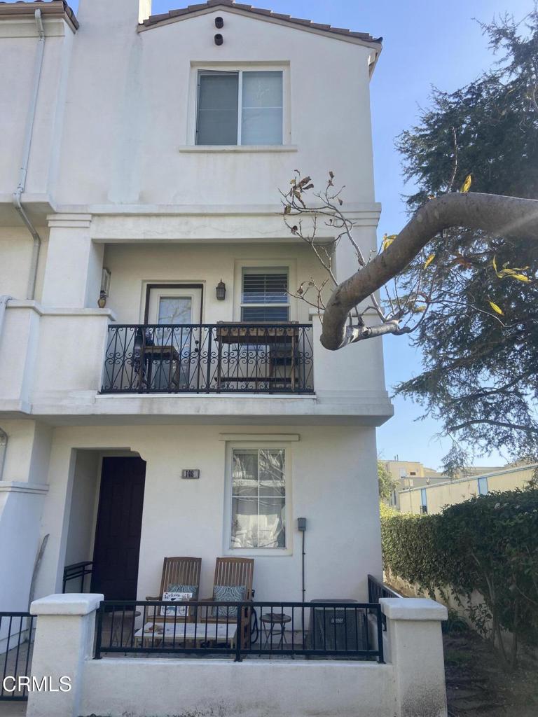 Residential for sale at 148 Beach Side Court, Ventura CA featuring 2 beds and 4 baths